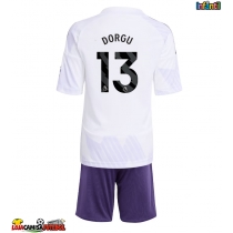 Camisa de Futebol Manchester United Patrick Dorgu #13 Equipamento Secundário Infantil 2025-26 Manga Curta (+ Calças curtas)